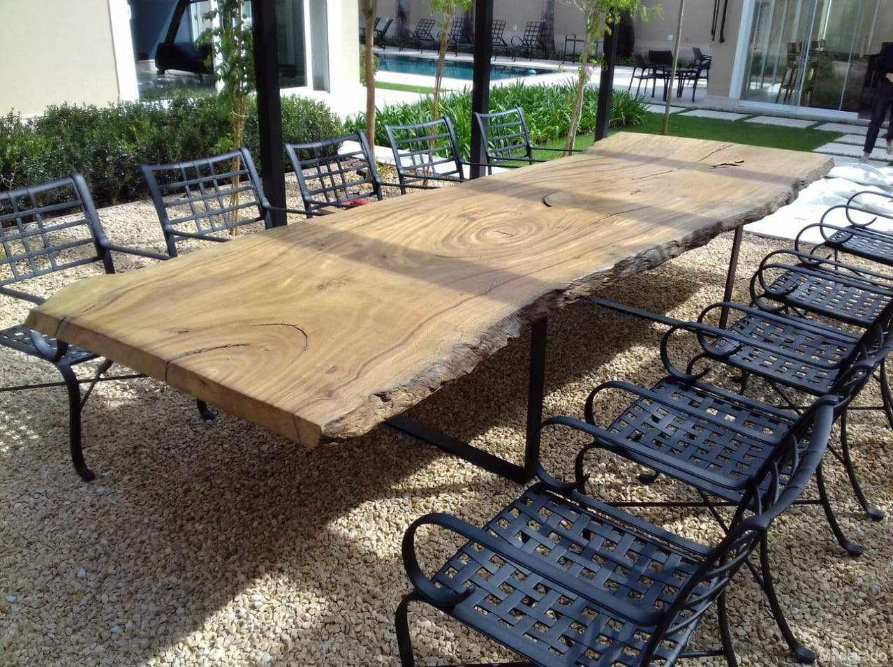 Mesa Rustica de Jantar 420x110 Tacaraná de Madeira de Pequiá - 16 Lugares com Pés de Ferro Tubulares Pretos 60x40 - Image 3